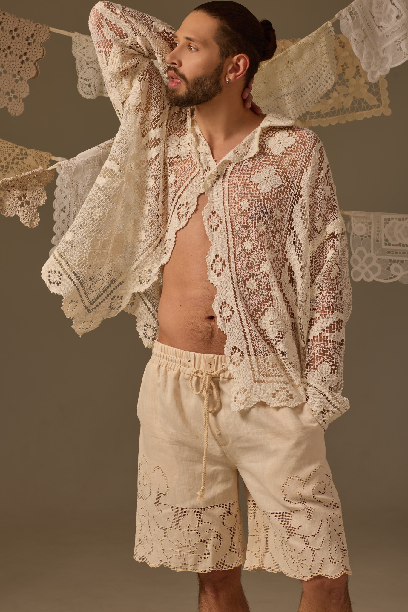 RBL_3456.jpg SICILIAN LACE SHORTS, BEIGE LINEN - Image 1